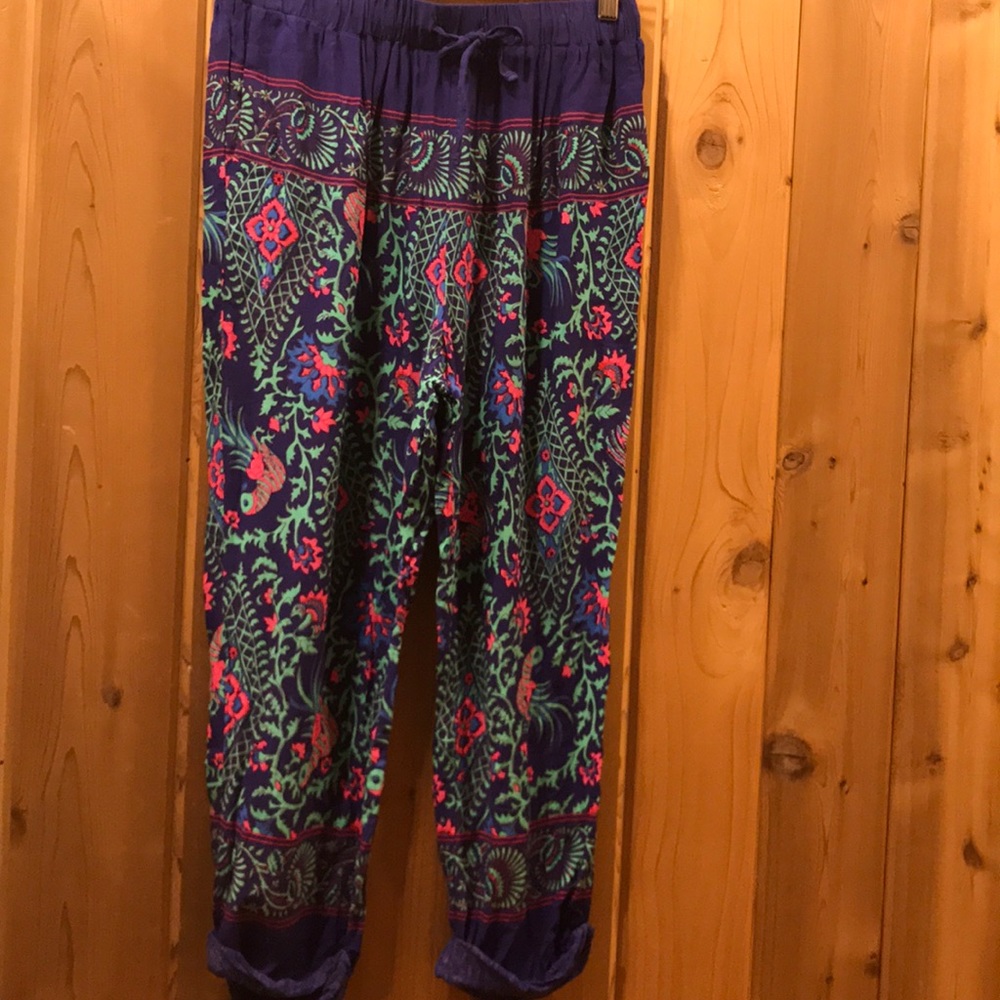Cropped floral lounge pants
